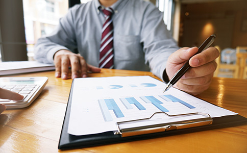 代理記賬年收費(fèi)多少錢(qián)？